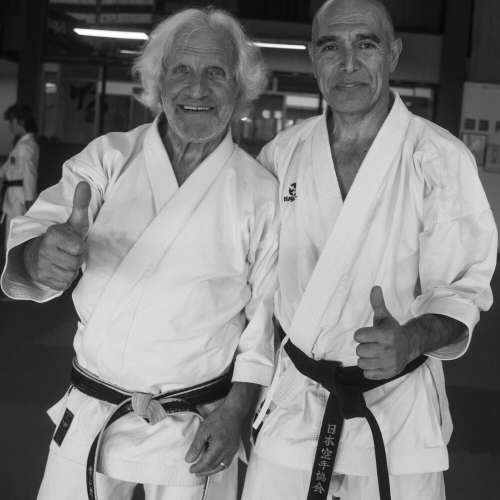 ue50-Amir&Paolo-Daumen-hoch